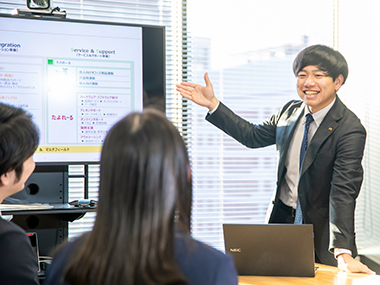Y.Oさんの仕事風景